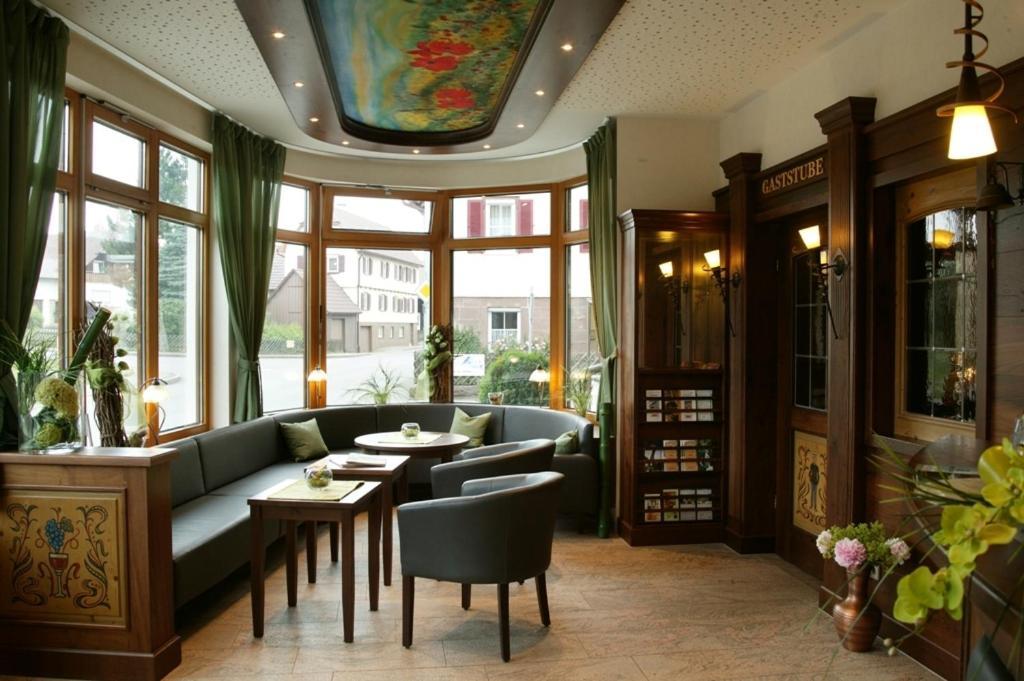 Landgasthof Loewen Neubulach Dış mekan fotoğraf