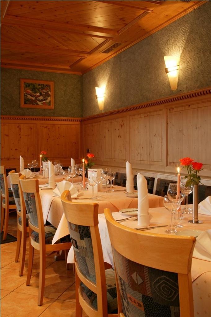 Landgasthof Loewen Neubulach Dış mekan fotoğraf